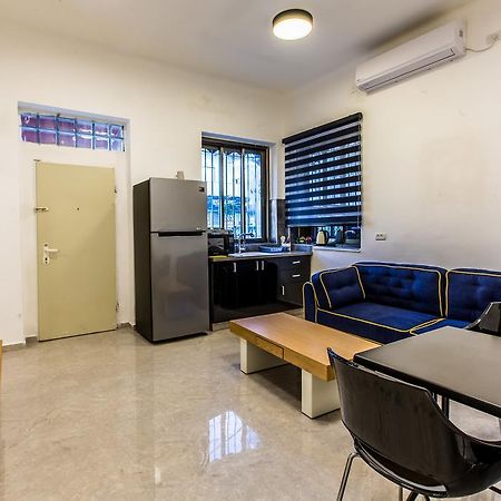 Sunset Beach Apartments Tel Aviv Esterno foto