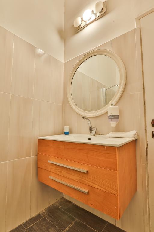 Sunset Beach Apartments Tel Aviv Esterno foto