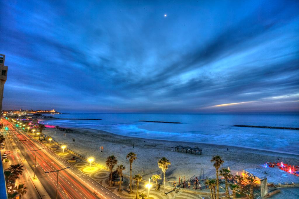 Sunset Beach Apartments Tel Aviv Esterno foto