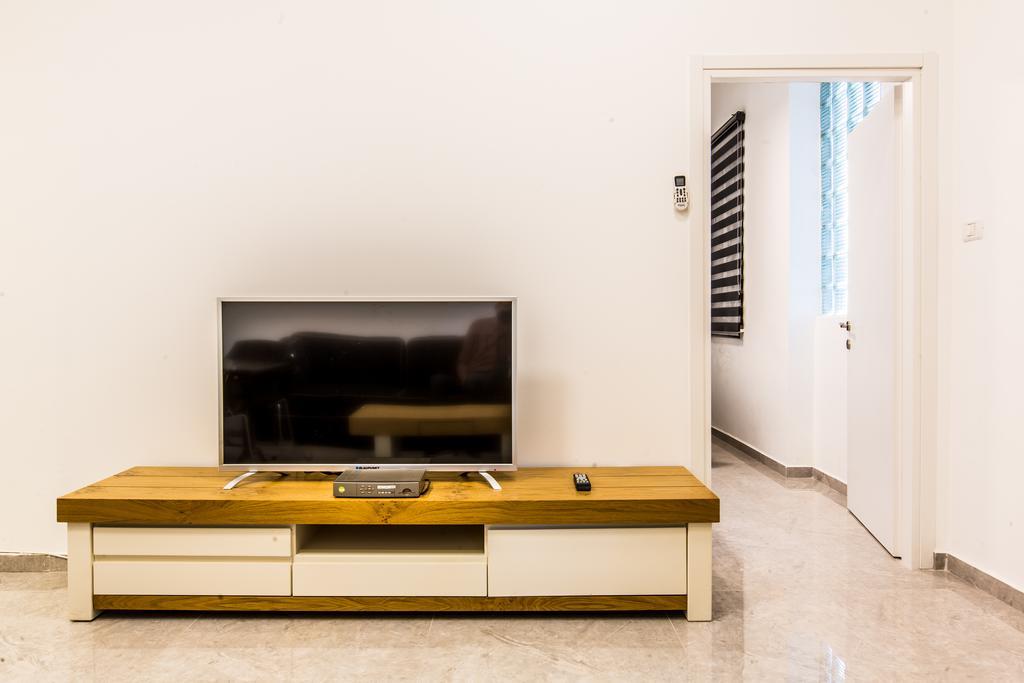 Sunset Beach Apartments Tel Aviv Esterno foto